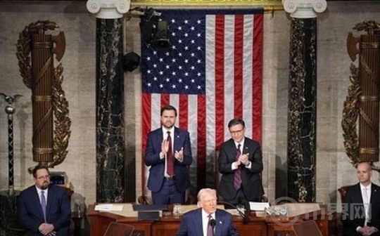 美国会计划限制总统的战争权力,伊朗议会支持关闭霍尔木兹海峡